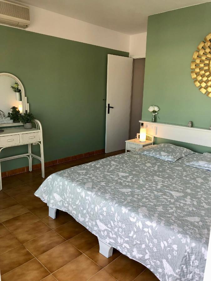 Appartement 80 M2,Port Rhodes D-2 Chambres, Terrasse Panoramique, Vue Sur Le Canal Principal D'Empuriabrava Eksteriør billede